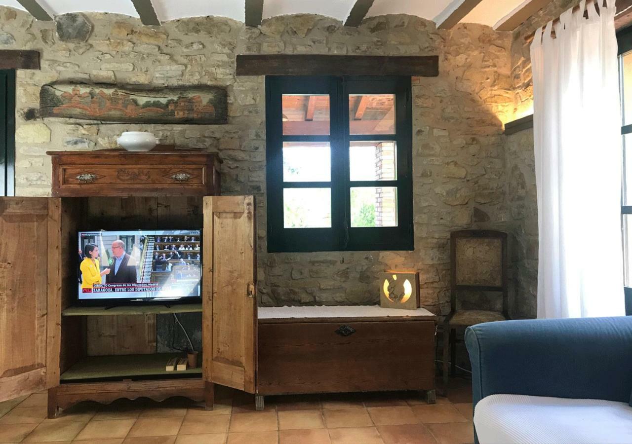 Cal Carreter Hostal Mieres  Exterior foto